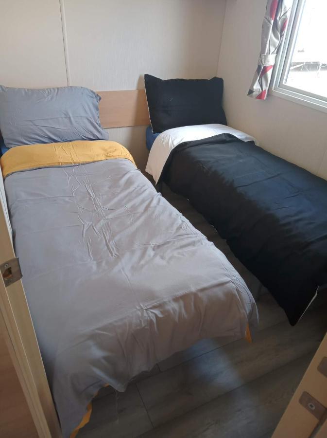 Caledonian Caravan Jaywick Sands Eksteriør billede