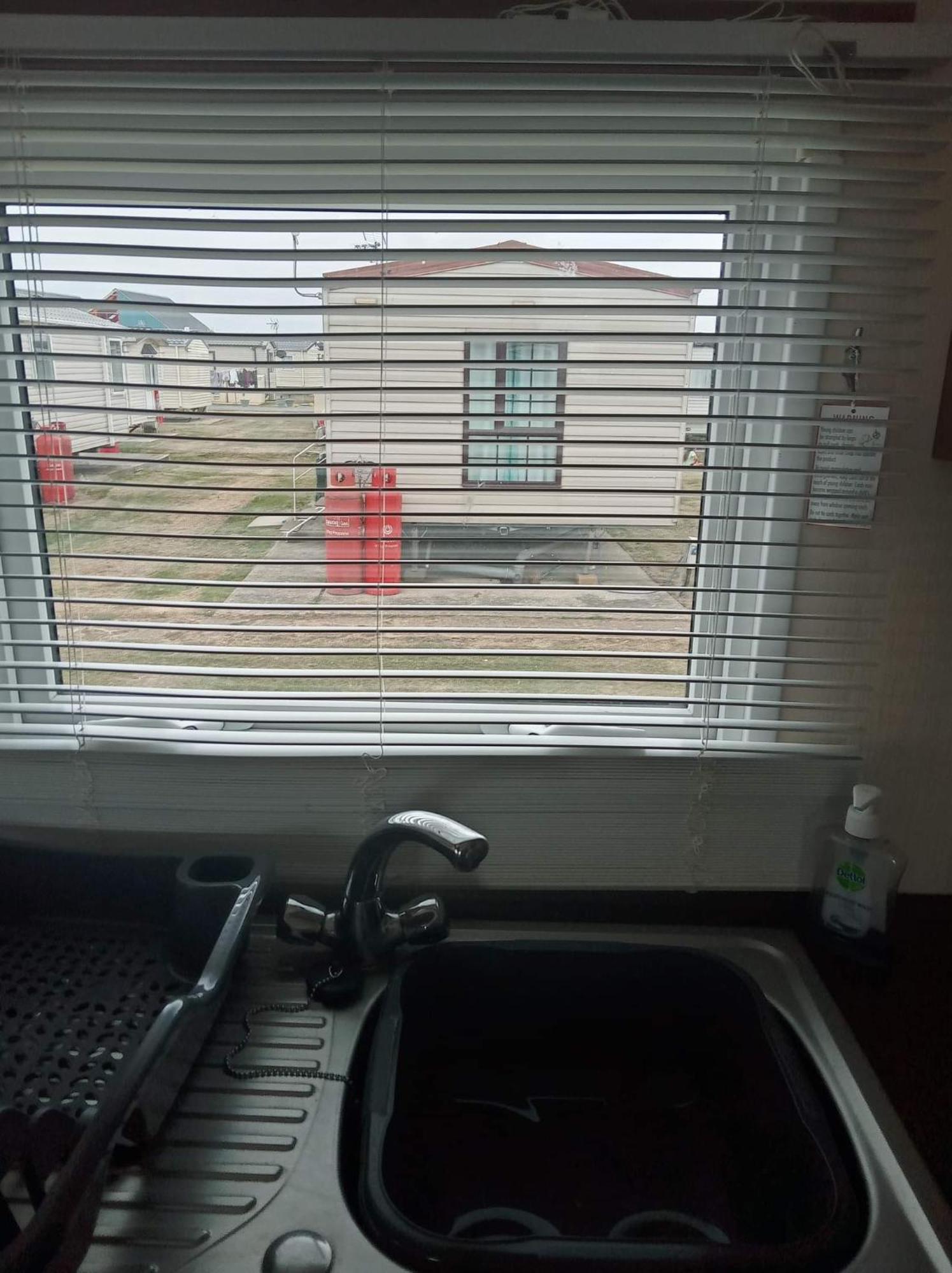 Caledonian Caravan Jaywick Sands Eksteriør billede